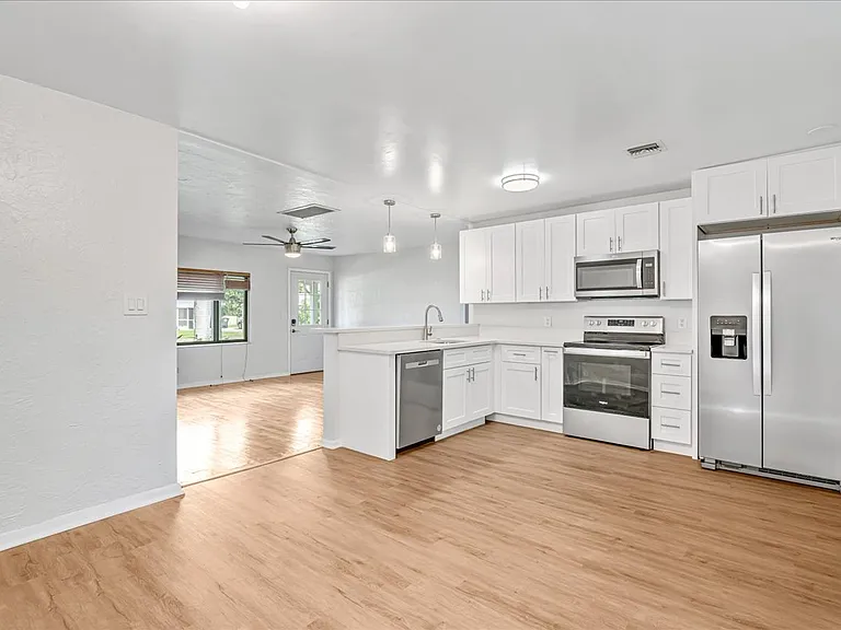 1540 Alhambra Dr #A — Photo 5