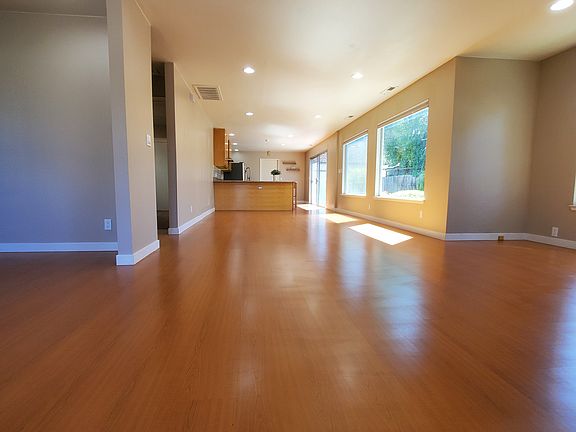 2nd image of 230 E Mission St