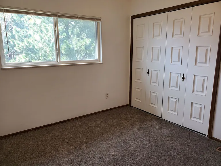 5528 Fiesta Ln — Photo 18