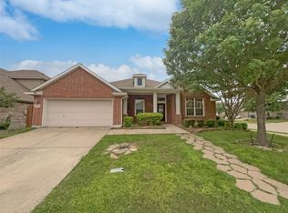 2000 Enchanted Rock Dr, Forney, TX 75126