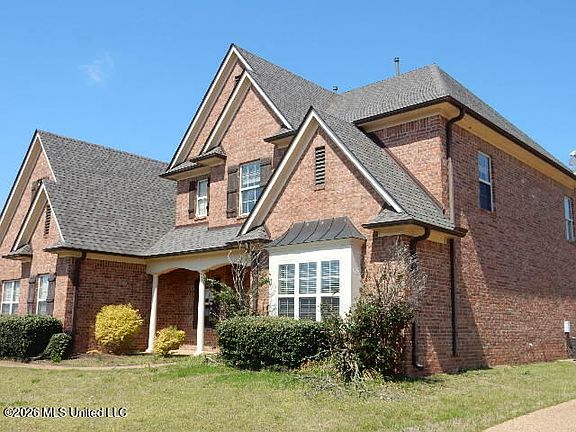 2nd image of 4860 Wedgewood Dr