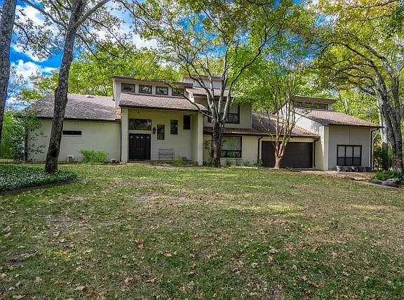 2nd image of 137 Diamond Oaks Dr