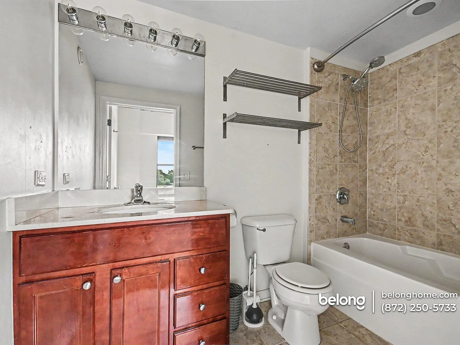 2 bed, 1.5 bath, 1054 sqft, $2,695 — Photo 3
