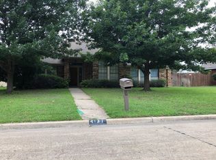 4137 Briar Hill Dr, Grand Prairie, TX 75052