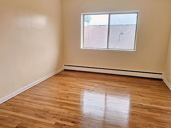 5th image of 100 Mill Rd APT 9
