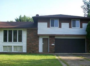 711 Archer Rd, Bedford, OH 44146