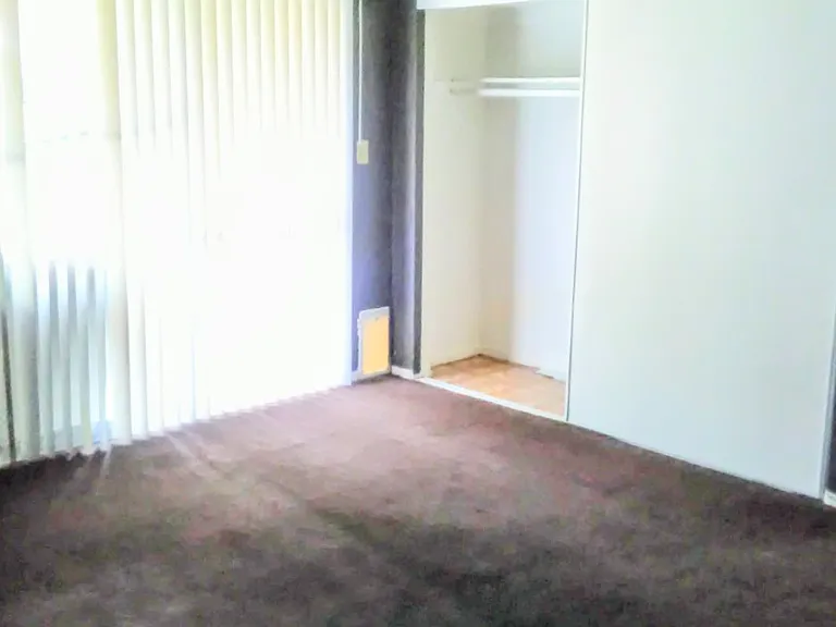25982 Tamarisk Dr — Photo 16