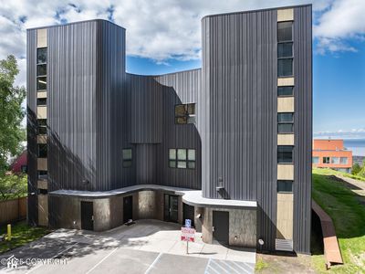 528 Coastal Pl #1, Anchorage, AK, 99501