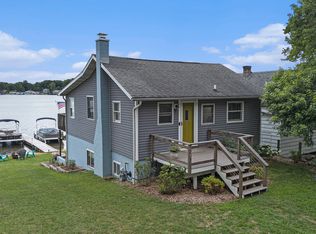 66989 Lakeshore Dr, Dowagiac, MI