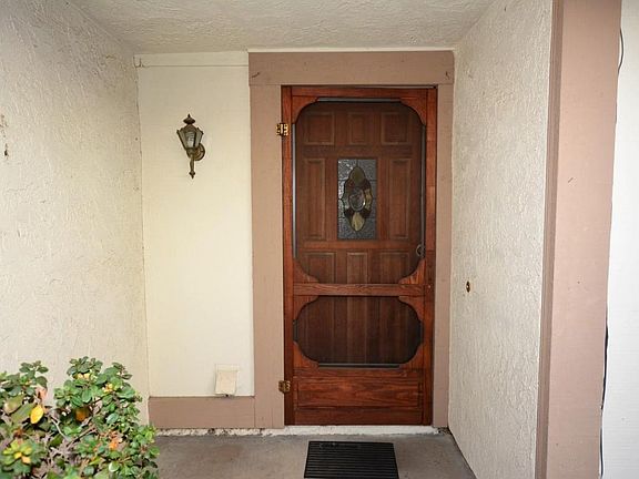 2nd image of 5516 Birchview Ln