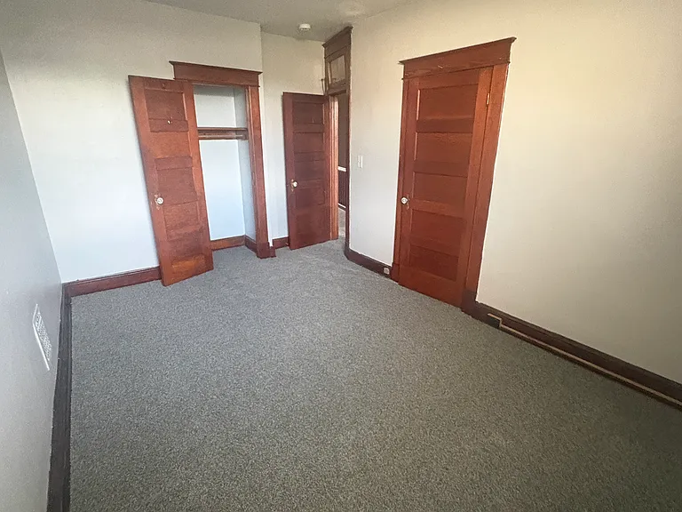 2906 Presbury St — Photo 17
