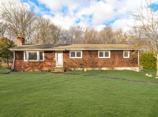 51 Coral Dr, Trumbull, CT 06611