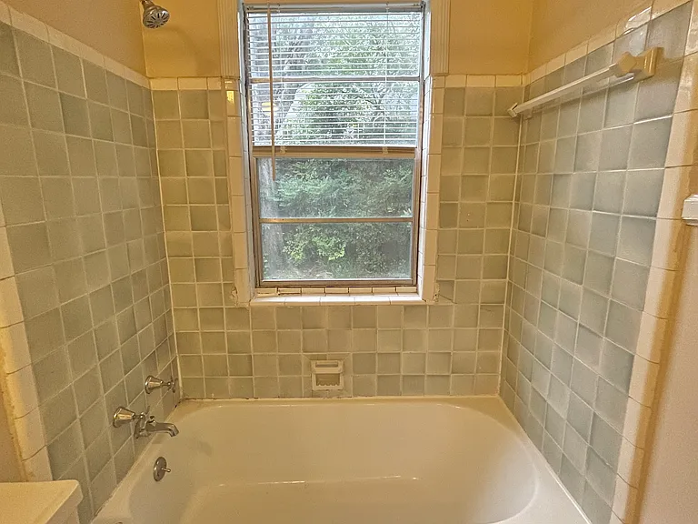 912 Oxmoor Rd #3 — Photo 27
