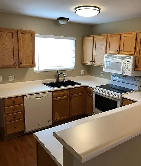 2662 Bannister Ct — Photo 4