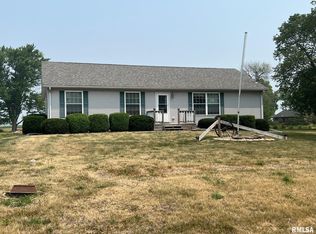 105 North St, Augusta, IL 62311