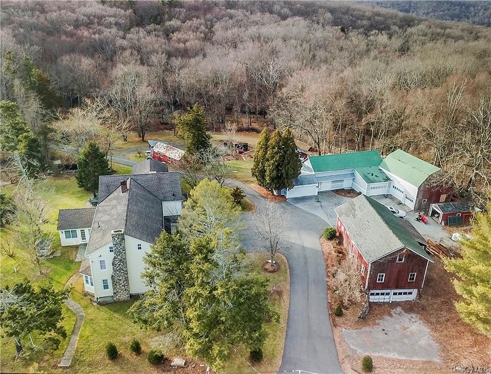 221 Oscawana Lake Road, Putnam Valley, NY 10579 Zillow