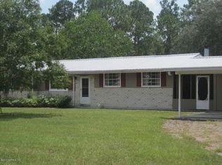 333 Sleepy Hollow Dr, Interlachen, FL 32148