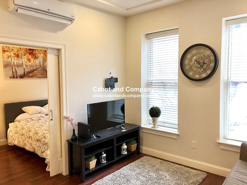 19 Cumberland St #2