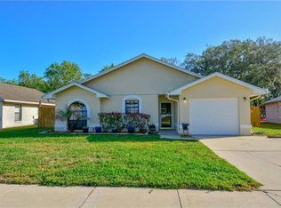 2912 Wilder Park Dr, Plant City, FL 33566