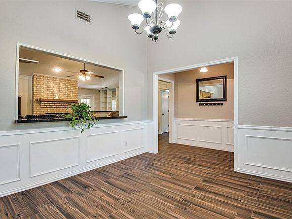 5th image of 1328 Timber Valley Dr