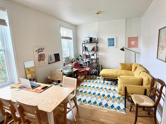 4th image of 684 Degraw St APT 4