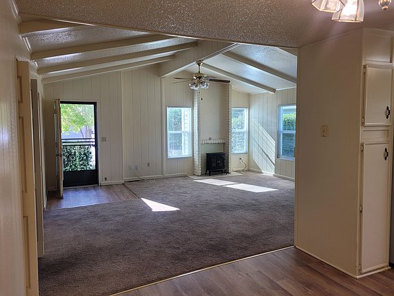 3rd image of 1324 Teal Ave