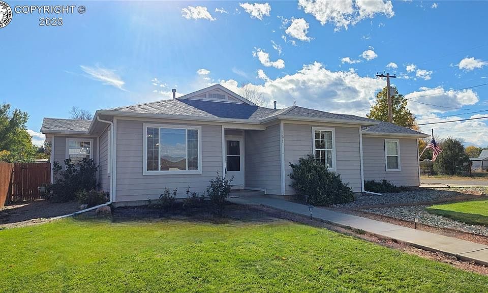 1st image of 101 Rose Dr