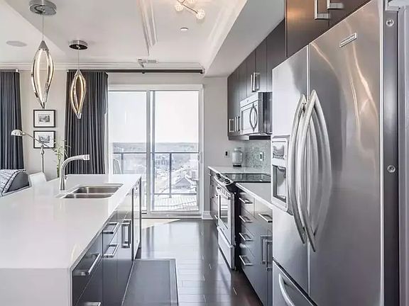 5th image of 160 Macdonell St #1607