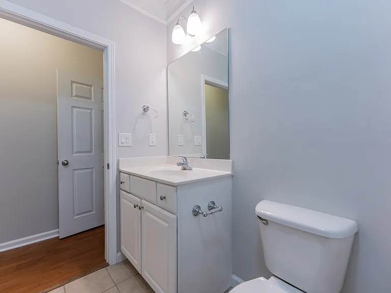 2nd bathroom