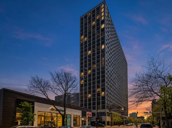 4343 N Clarendon Ave APT 1518, Chicago, IL 60613
