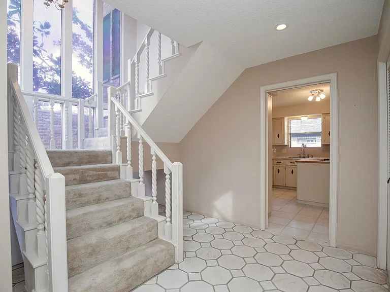 3903 Kiamesha Dr — Photo 3