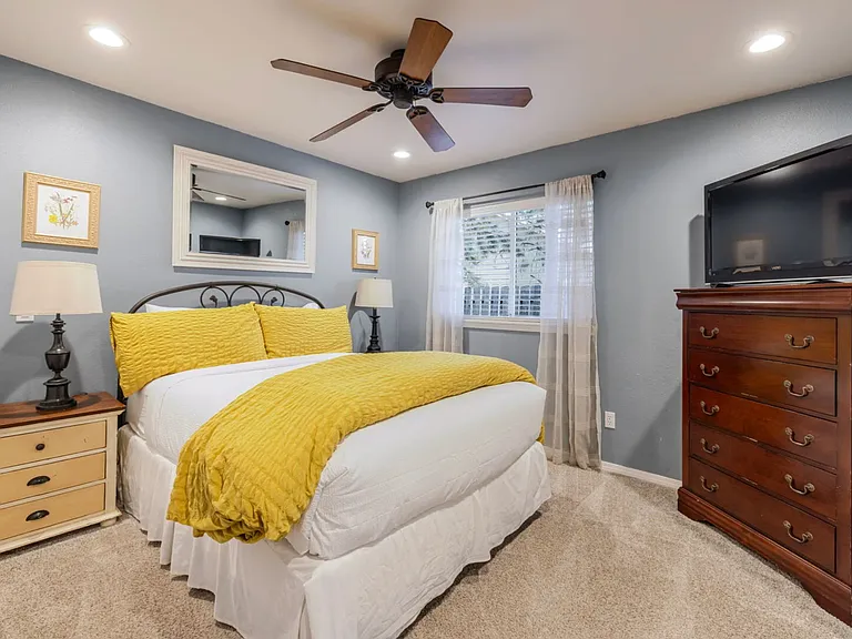 56443 Celestial Dr — Photo 25