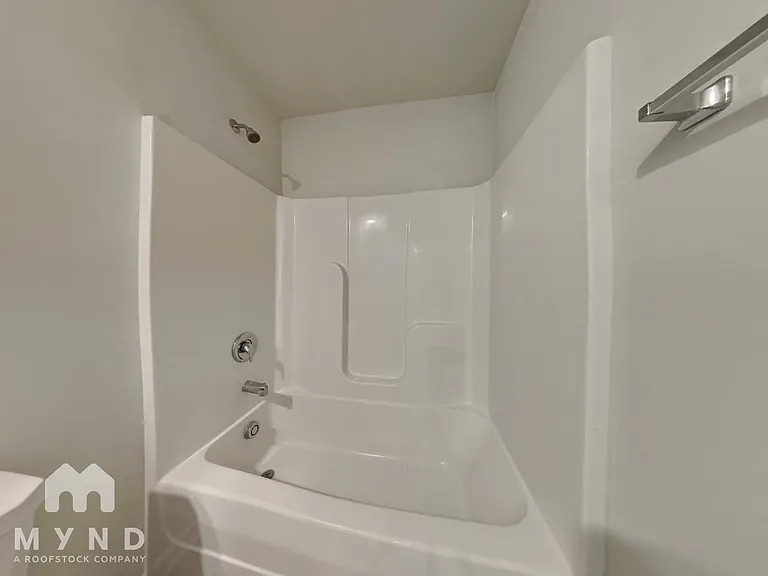Dasher Pointe — Photo 24