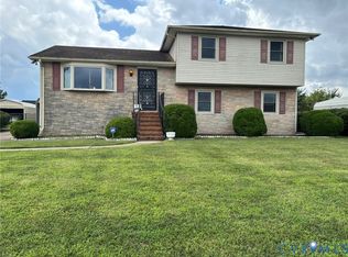 3908 Yorktown Dr, Hopewell, VA 23860