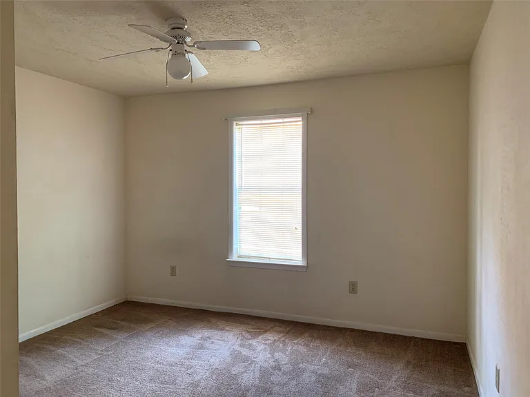 3901 College Main St #B — Photo 21