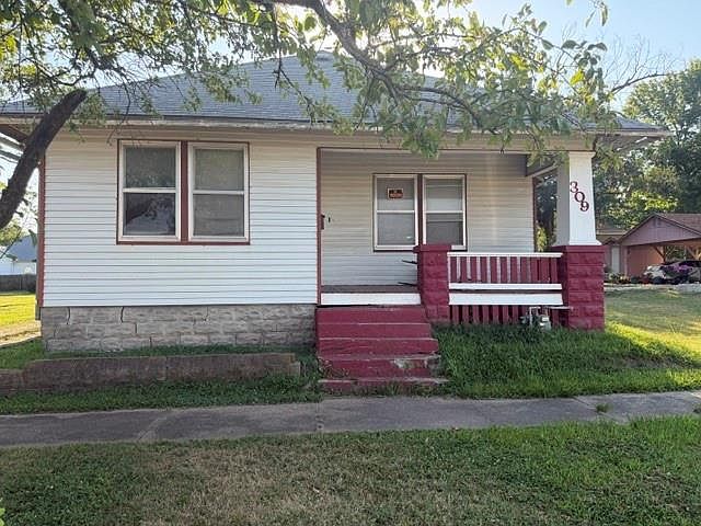 1st image of 309 S 22nd St