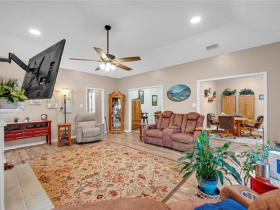4th image of 105 Woodruff Ct