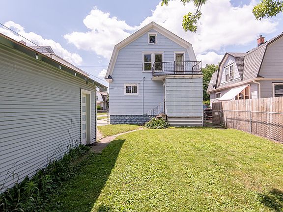 4th image of 6633 21st Ave