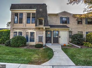 81 Valleybrook Dr, Lancaster, PA 17601