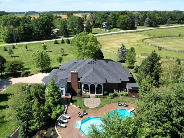 2205 Scheid Rd, Huron, OH 44839