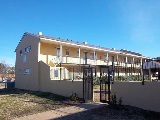 1st image of 236 S Lauderdale St APT 3