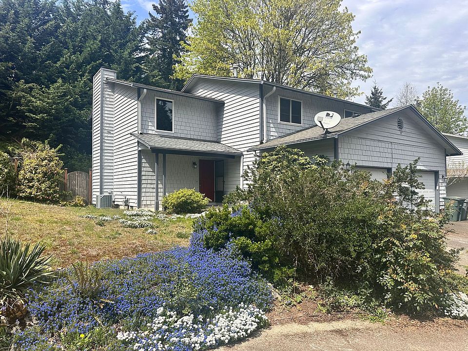 1st image of 811 141st Pl SE