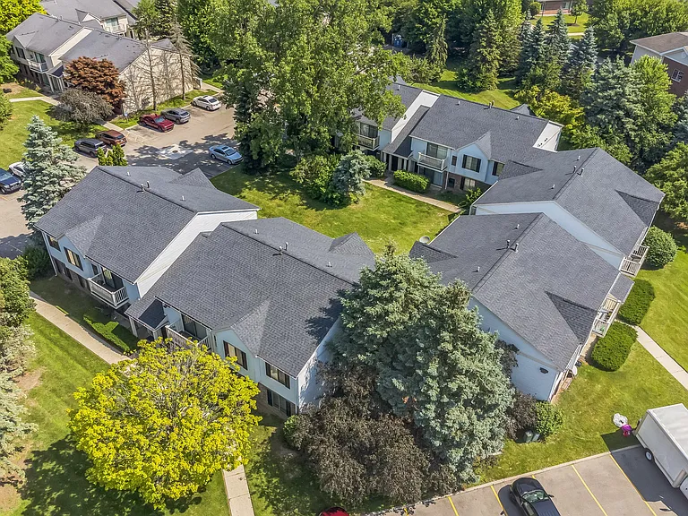 Welcome to Bainbridge Park featuring quality apartment homes surrounded by mature trees in Canton Township, professionally operated by Highlands Vista Group.