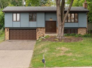 8601 36th Ave N, New Hope, MN 55427