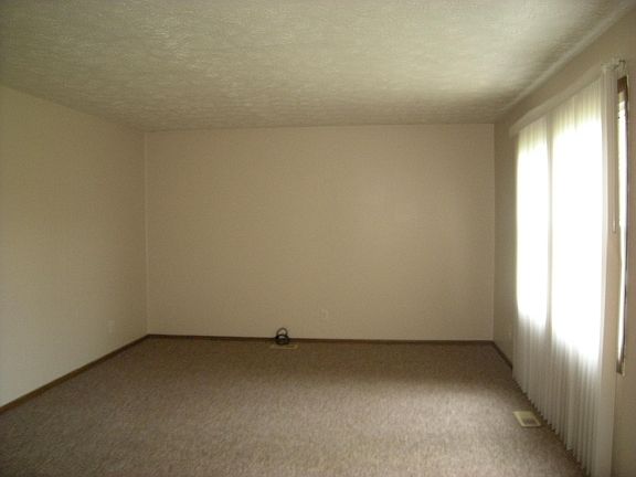 4th image of 3731 N 250 W