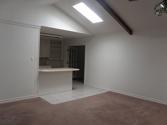 3rd image of 3734 Fern Cir