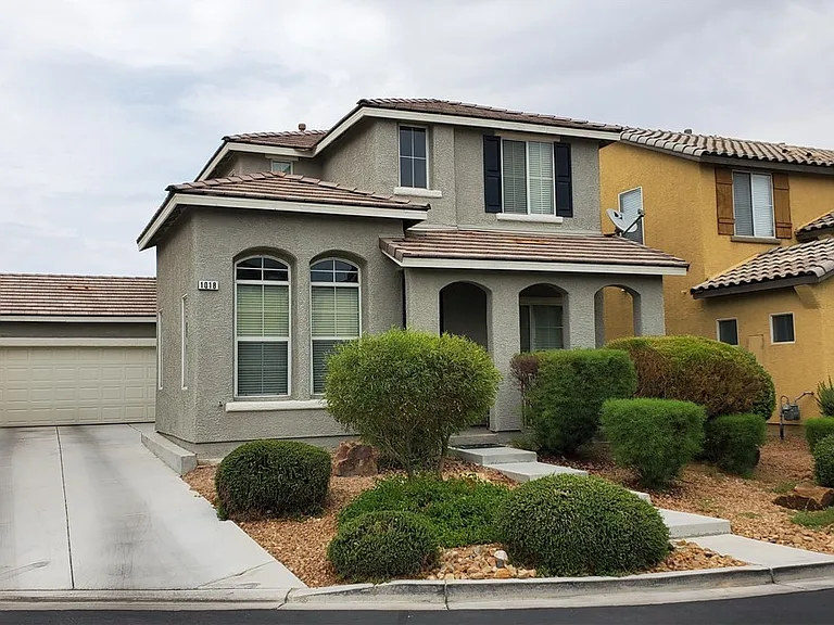 1018 Garnet Ridge Ct — Photo 1