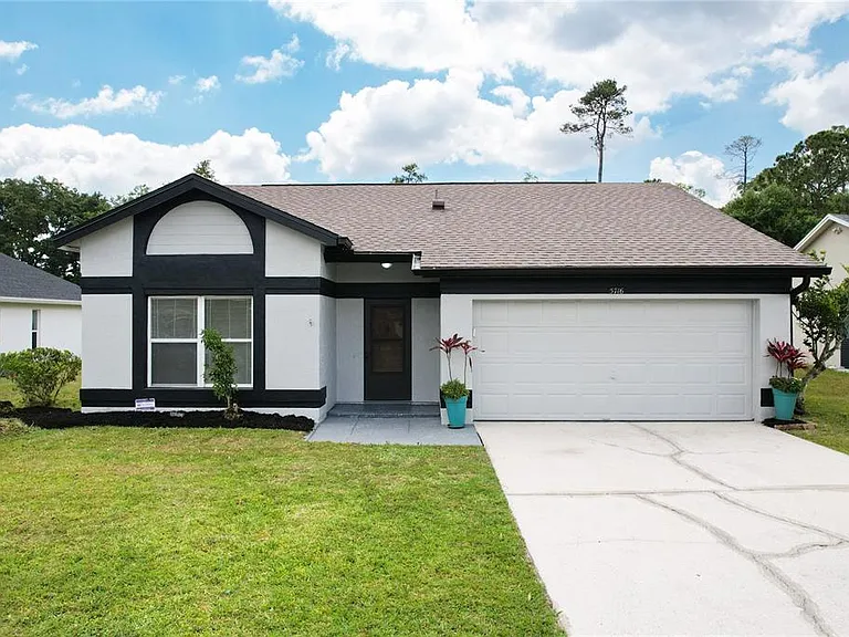 5716 Delano Ln — Photo 3