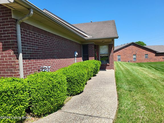 3rd image of 126 Wyandot Ct