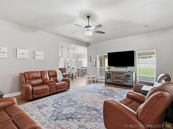 2nd image of 13404 S 20th Ct